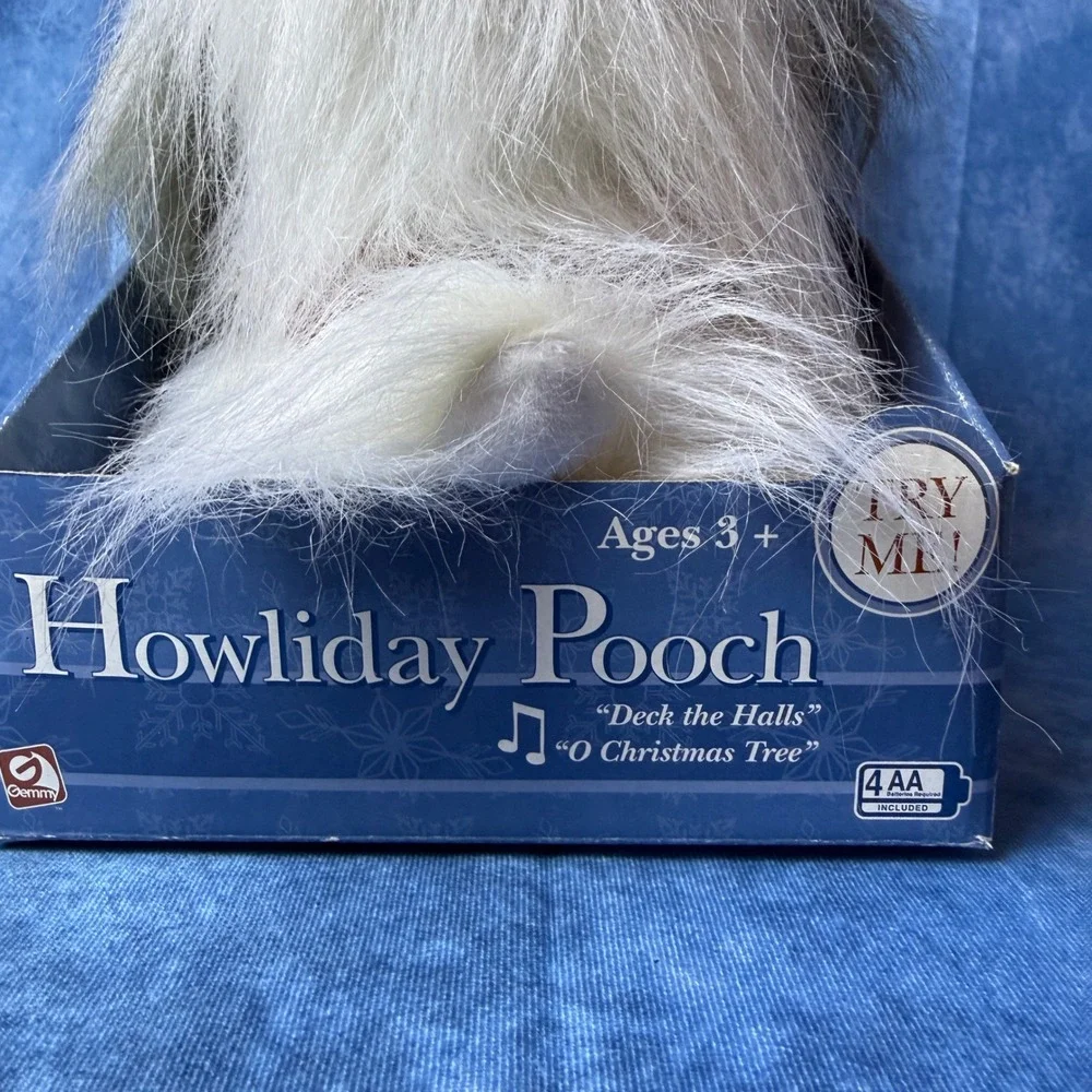 2004 Vintage Gemmy Howliday Pooch Animated Dog Plush Tested Works w/ Box